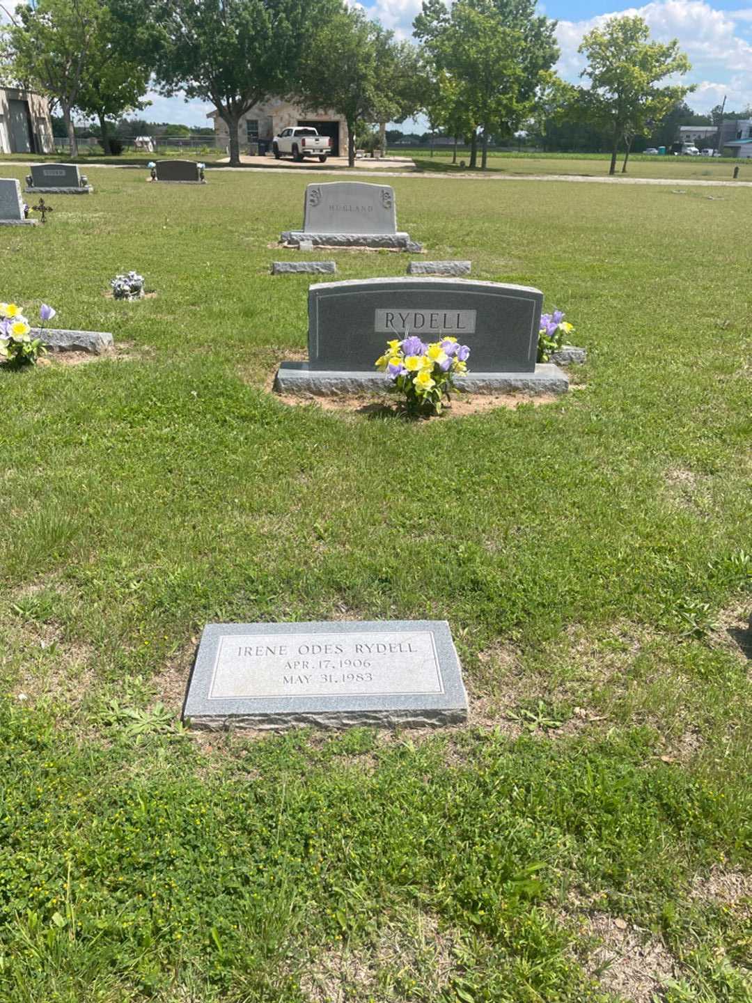 Irene Odes Rydell's grave. Photo 1