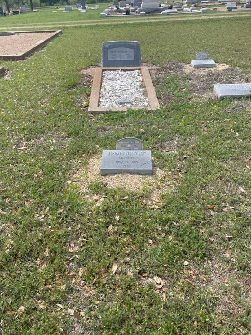 Jeanette Frank Carlson's grave