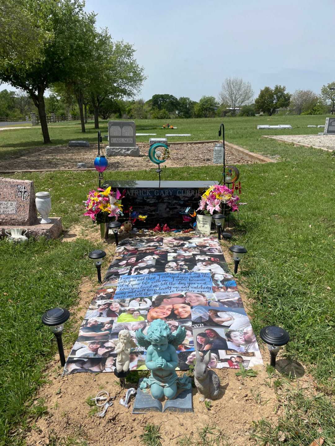 Patrick Gary Currie's grave. Photo 1