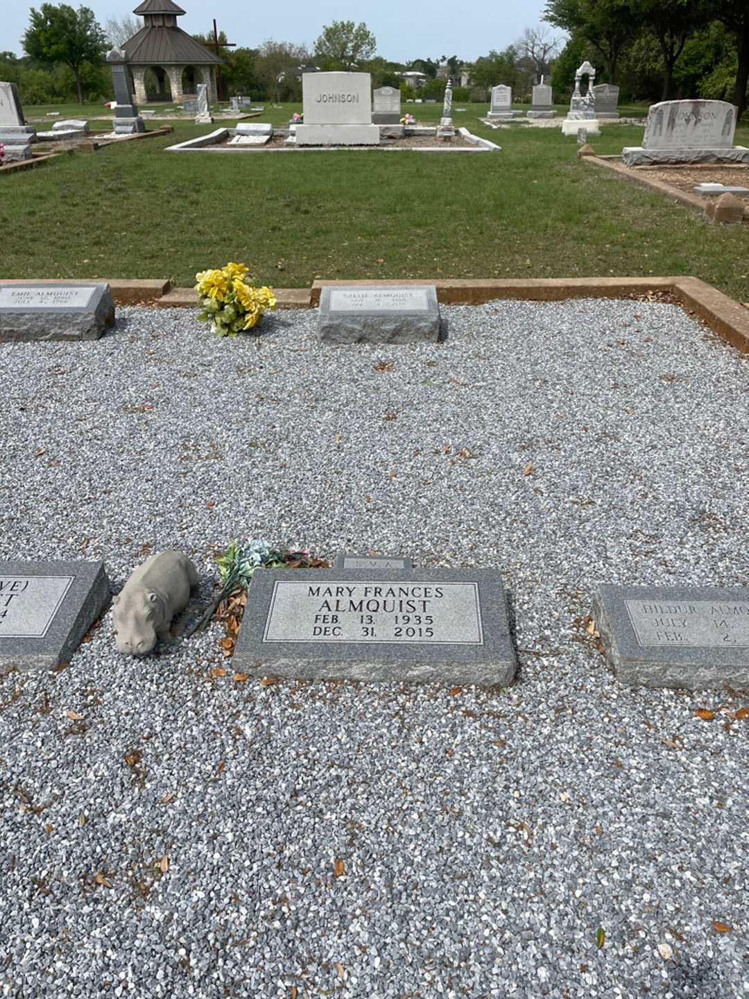 Mary Frances Almquist Blomquist's grave. Photo 1