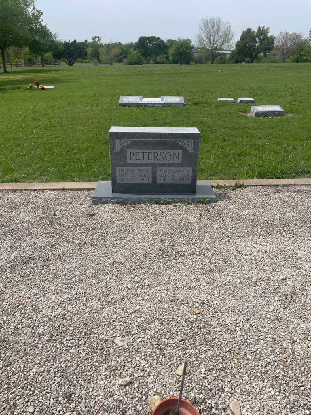 Orlean Swen Peterson's grave. Photo 1