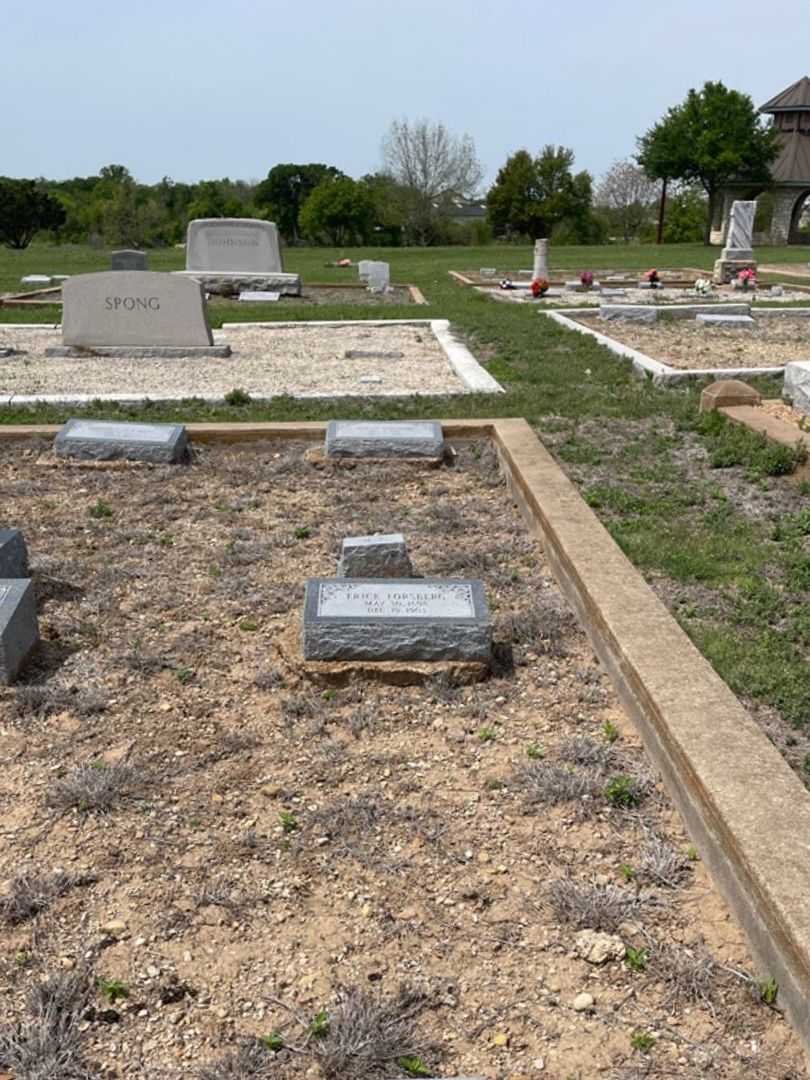 Erick Forsberg's grave. Photo 1