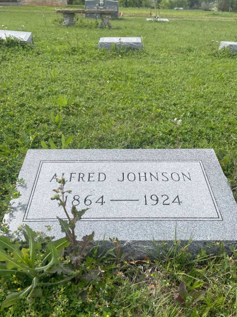 Alfred Johnson's grave. Photo 2