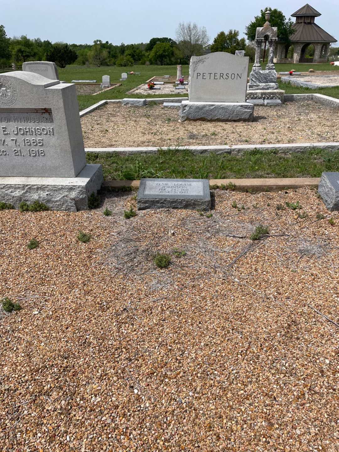 Elsie Louise Johnson's grave. Photo 1