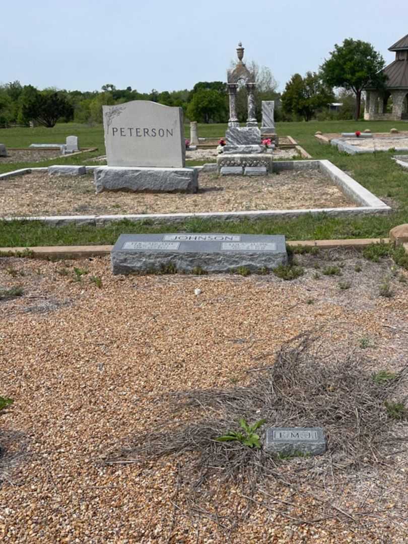 Edla Marie Johnson's grave. Photo 1