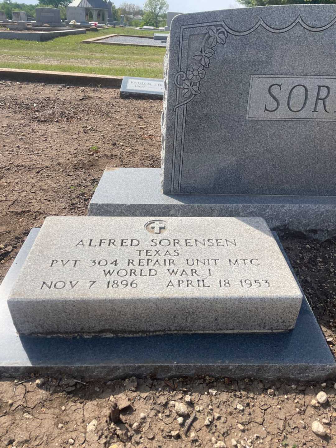 Alfred Sorensen's grave. Photo 2