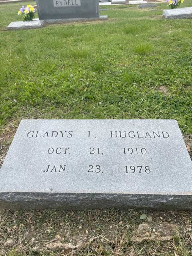 Gladys L. Hugland's grave. Photo 3