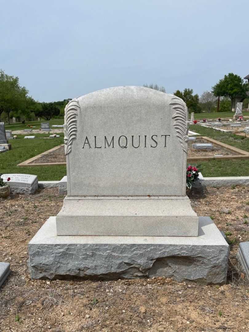 Carl Almquist's grave. Photo 1