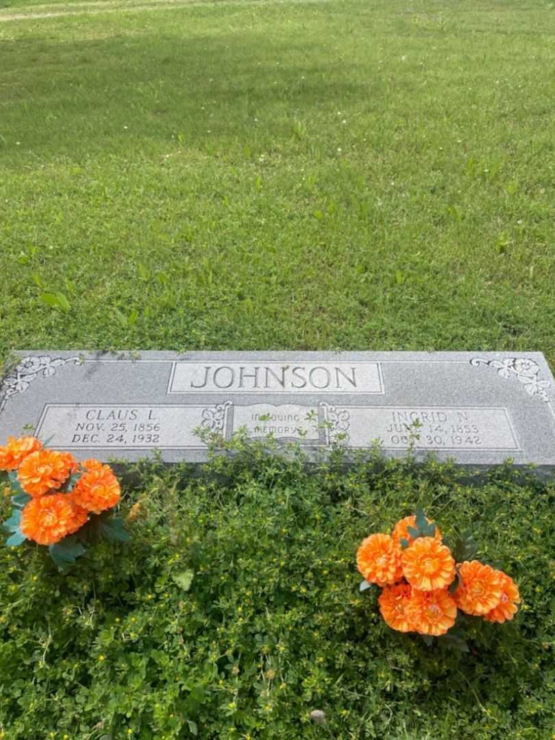 Claus L. Johnson's grave. Photo 2